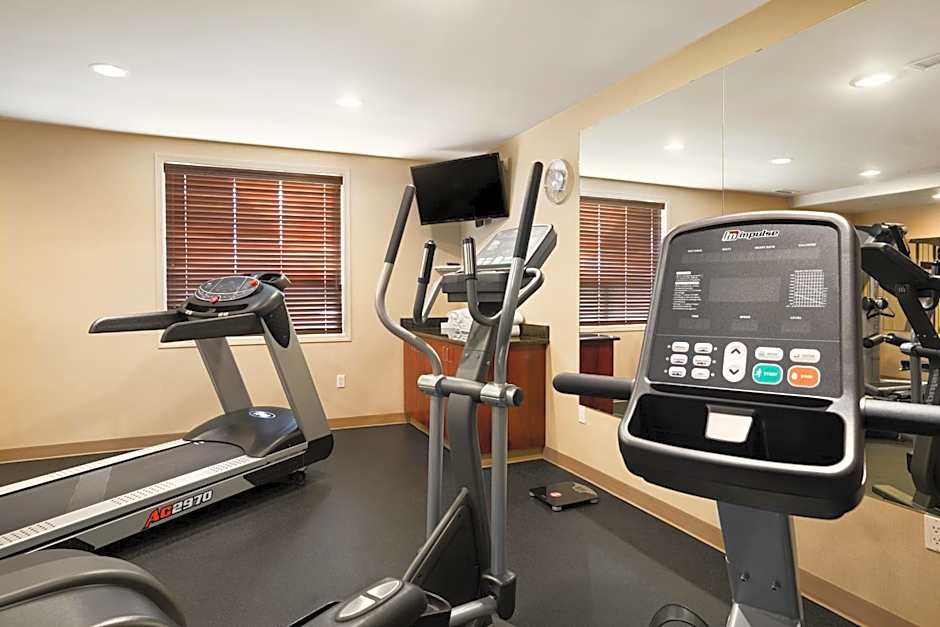 Ramada by Wyndham Edson