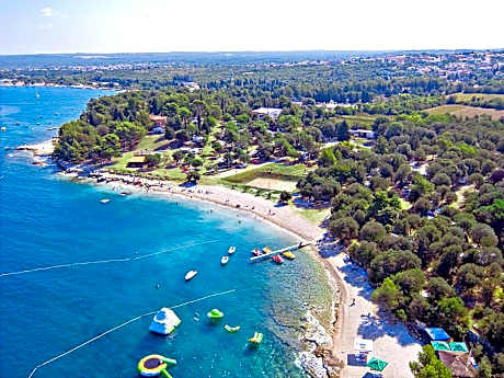 Camping Media Mobile Homes in Brioni Sunny Camping
