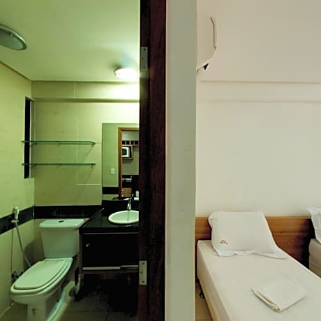 Quadruple Room with Private Bathroom