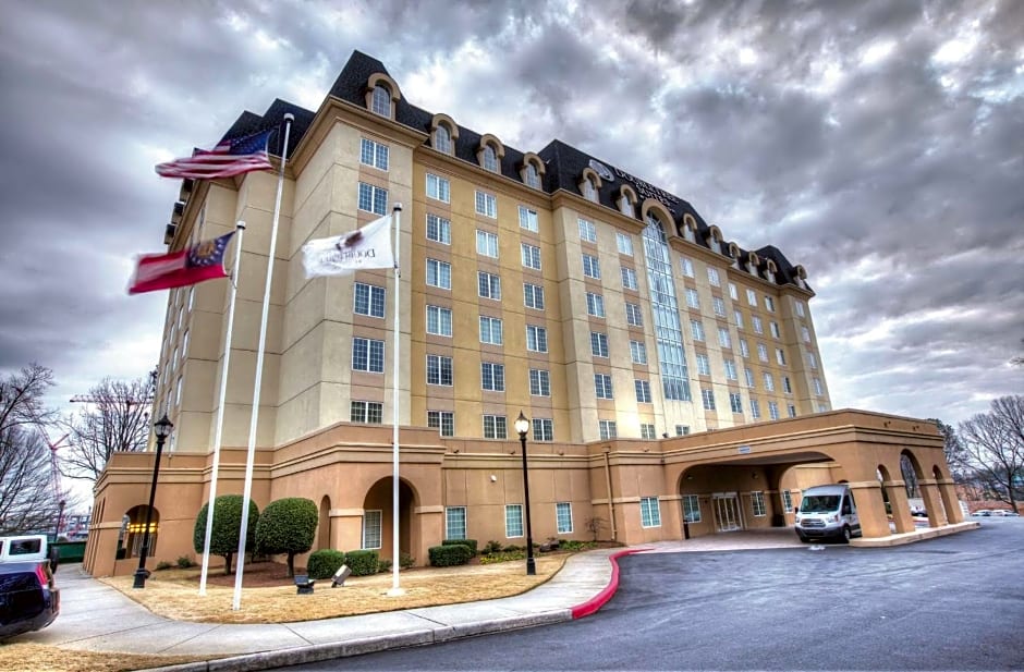 DoubleTree Suites by Hilton at The Battery Atlanta