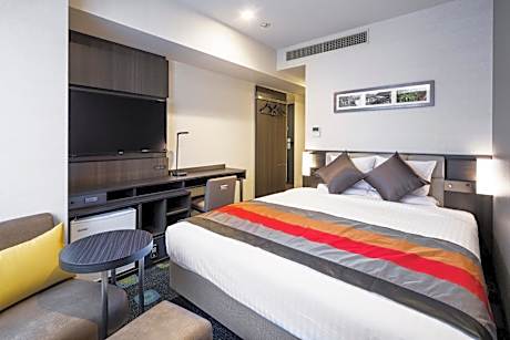 Eco Plan - Superior Queen - Non-Smoking House Keeping is Optional with Additional Cost