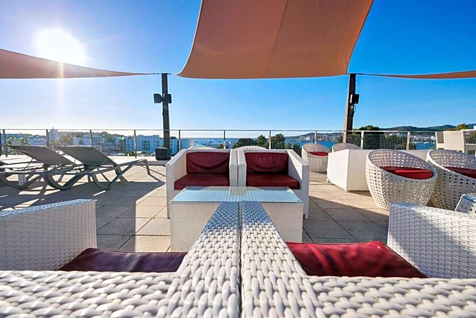 azuLine Hotel Bergantin