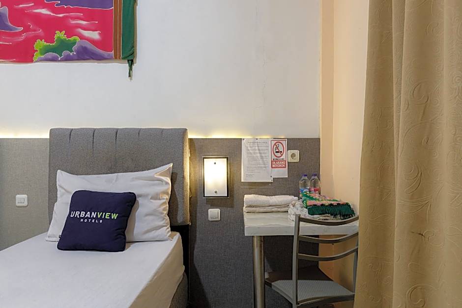 Urbanview Hotel Delima 101 Syariah