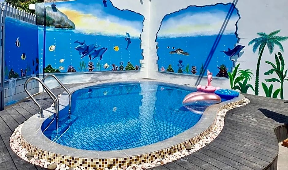 LUNAR HOTEL PHÚ QUỐC