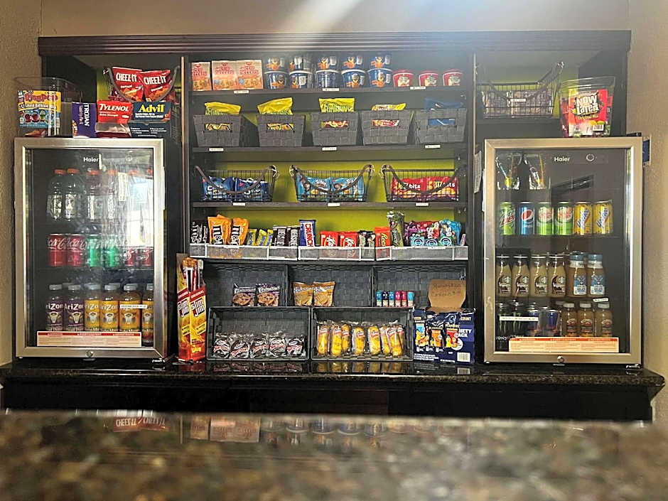 Econo Lodge Spring Lake near Fort Bragg