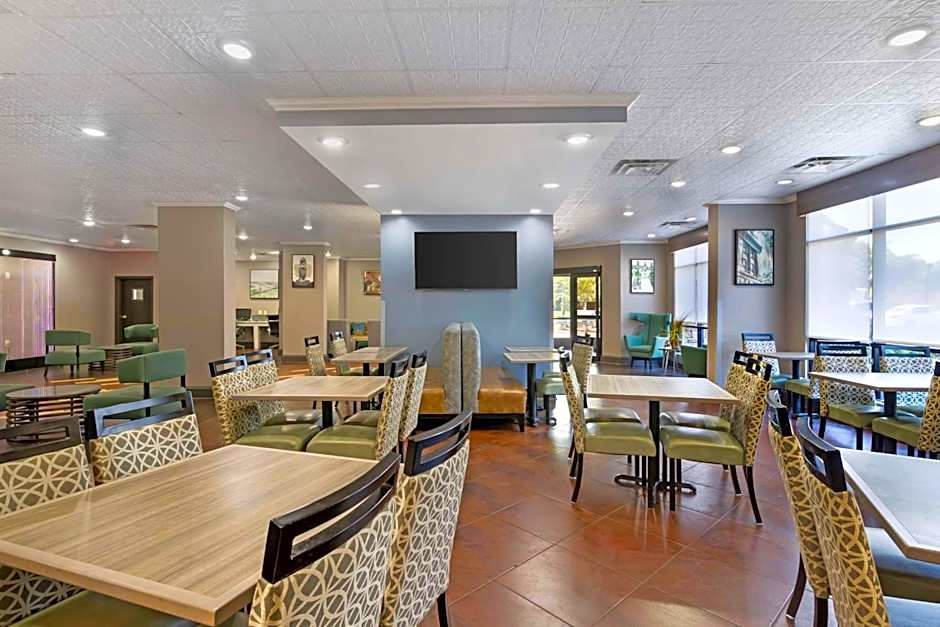 Best Western Savannah Airport Inn & Suites