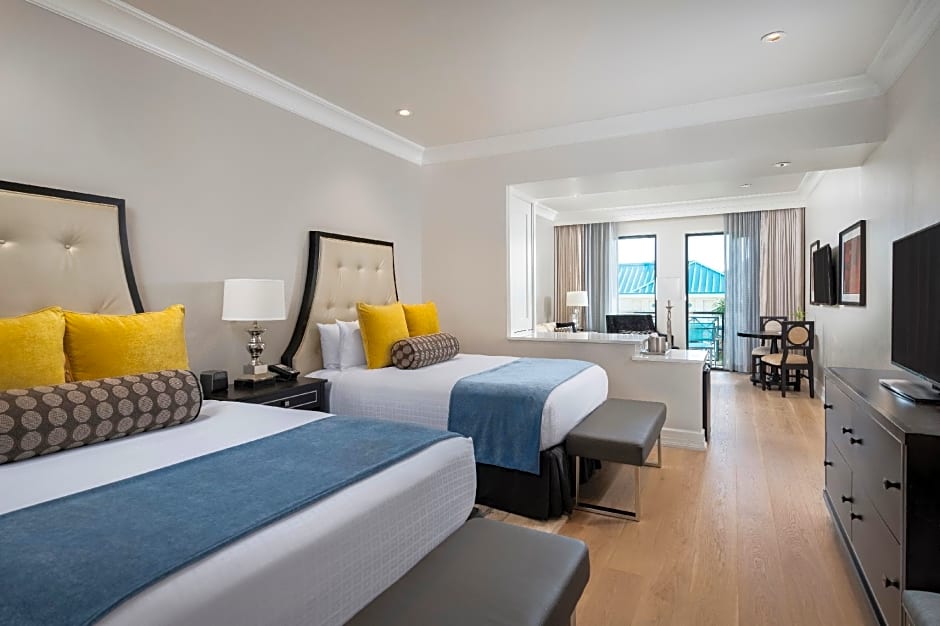Club Level Suites at Inn on the Fifth