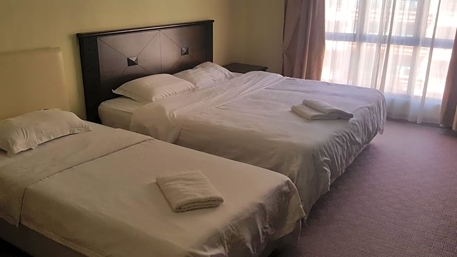 Homestay Marina Court Resort