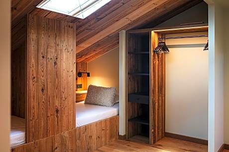 PRESTIGE FAMILY SUITE WITH BALCONY