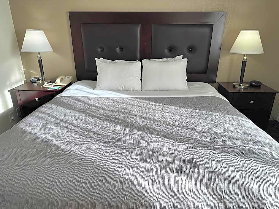 Quality Inn & Suites Everett