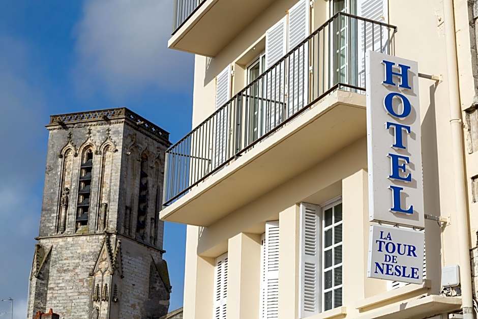 Tour de Nesle La Rochelle Vieux Port 3 etoiles