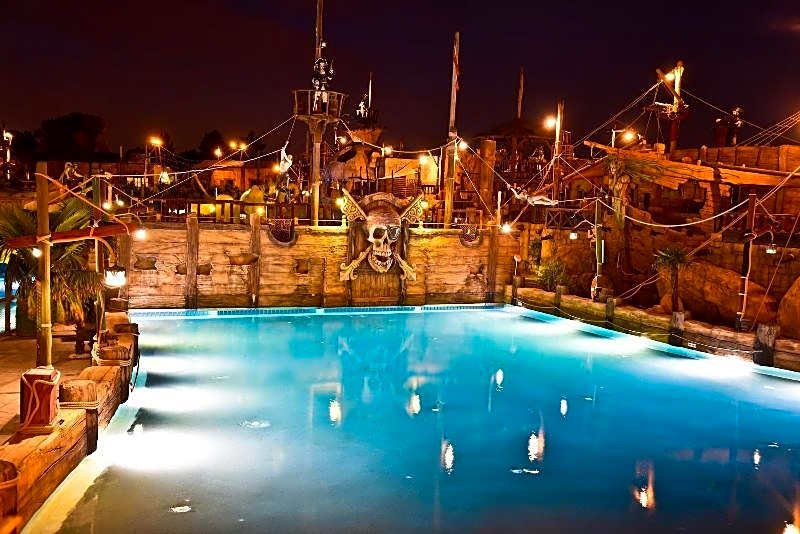 Hotel Pirates World