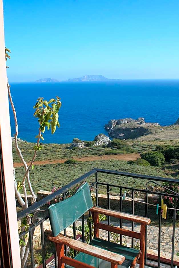 Kavos Melissa Studios