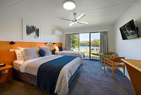 Loch Ard Motor Inn
