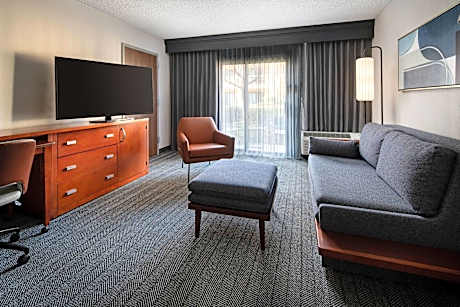 1 Bedroom 2 room Suite, 2 Double, Sofa bed