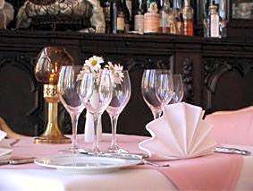 Balthasar Neumann Speiserei & Gästehaus - Zentrum Brühl -E-Ladestation, nähe Phantasialand