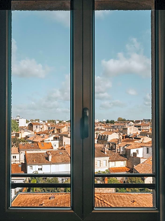 Marty Hotel Bordeaux, Tapestry Collection by Hilton