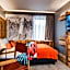 BaseCamp Hotel