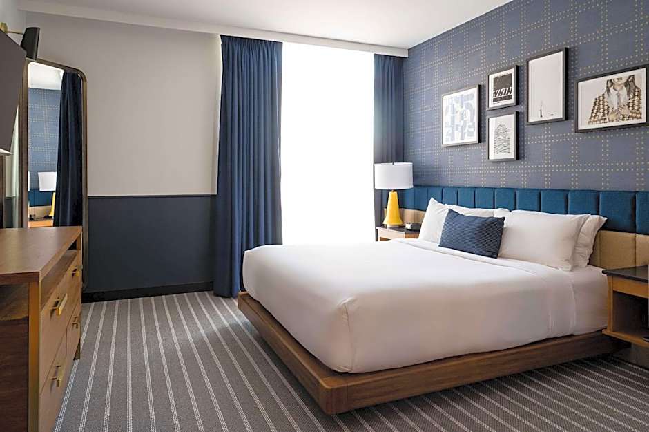 Cambria Hotel Boston Somerville