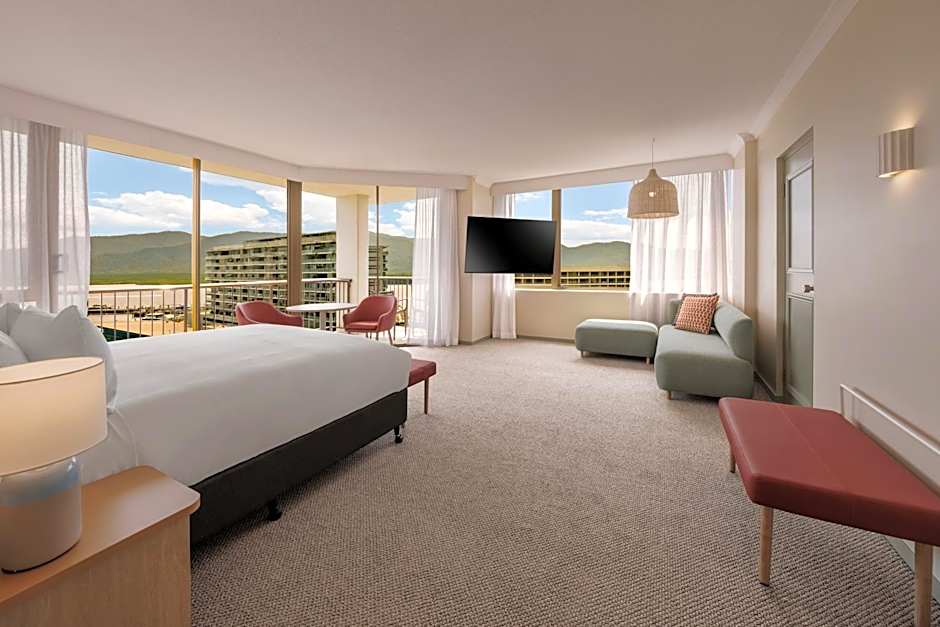 Pacific Hotel Cairns