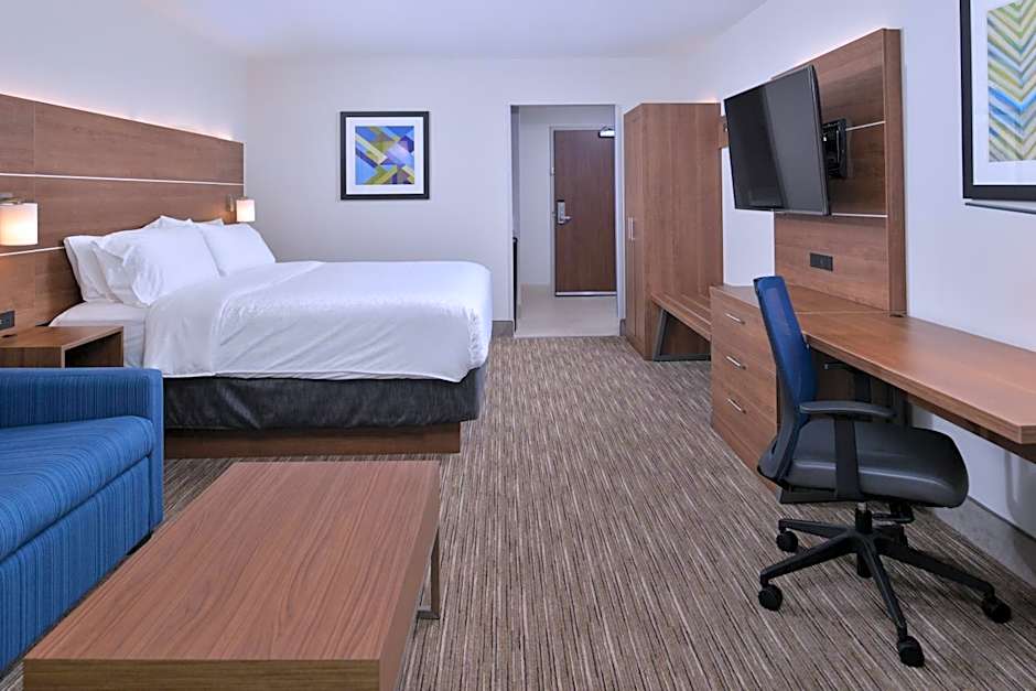 Holiday Inn Express & Suites - Marshalltown By IHG