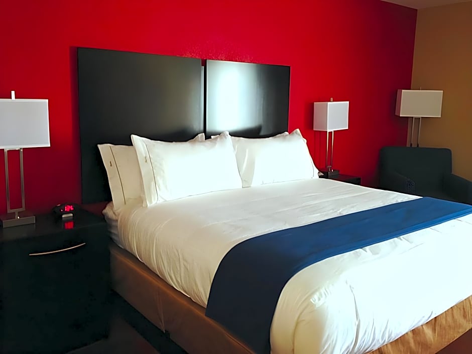Holiday Inn Express & Suites Jackson Downtown - Coliseum By IHG