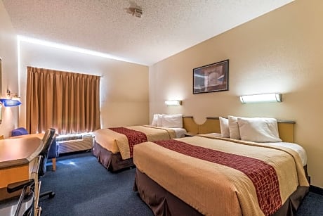 1 King Bed, Nonsmoking, Accessible