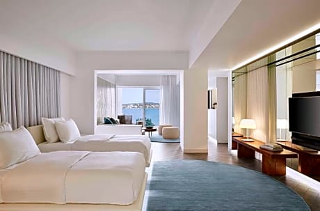 Ultra Suite with Sea View