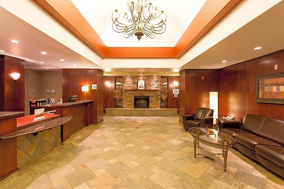 Holiday Inn Express & Suites Drayton Valley By IHG