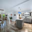 Modern Maui Escape | Walk to Beach + Pools