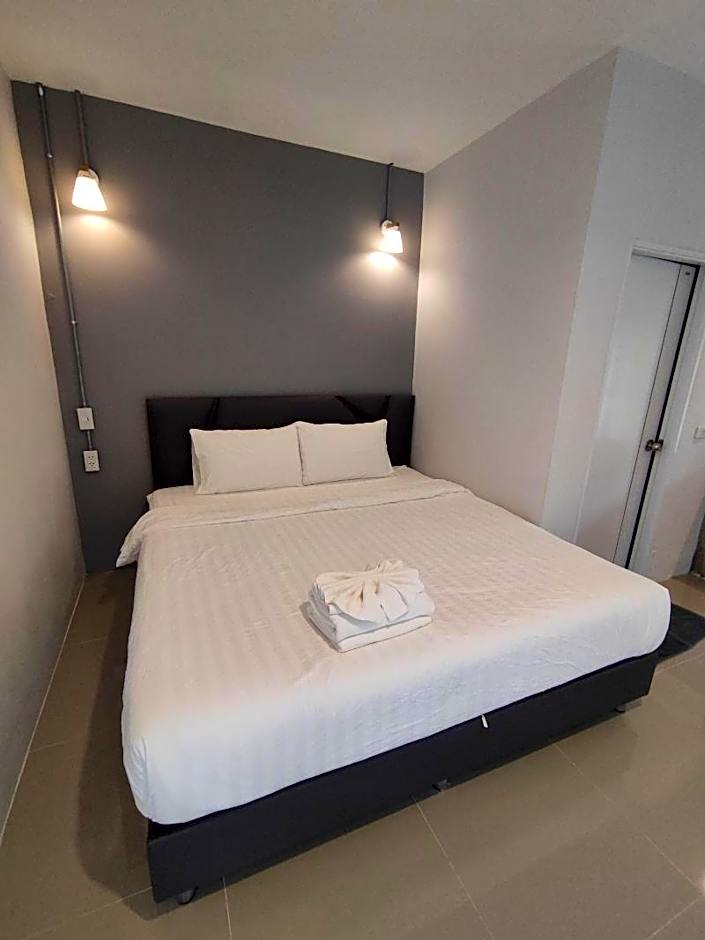 Life Hotel Rongkhun - White Temple Chiangrai