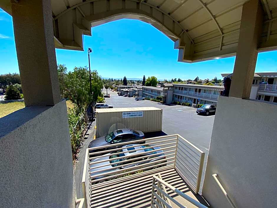 Budget Inn Of Hayward