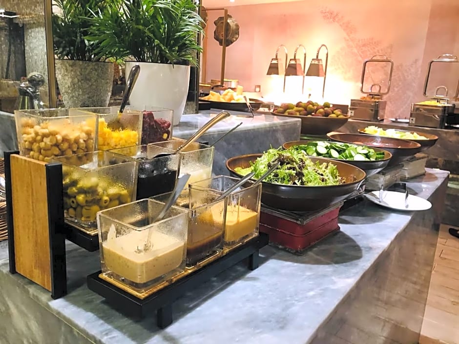 Yiwu Byland Star Hotel