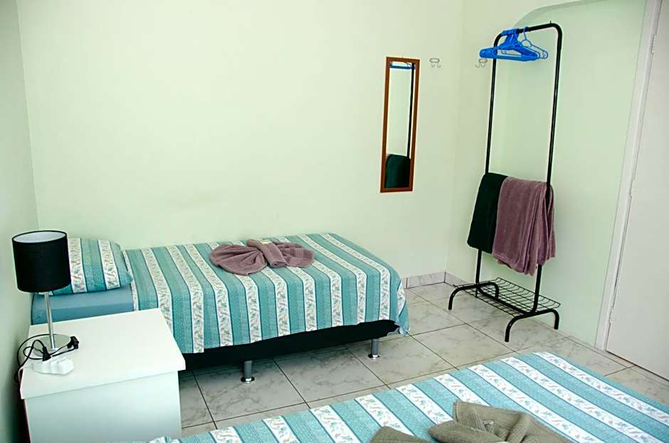 Pousada Happy Inn