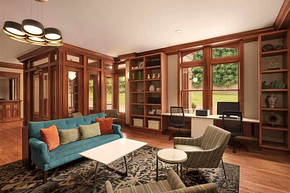 Country Inn & Suites by Radisson, St. Charles Historic District
