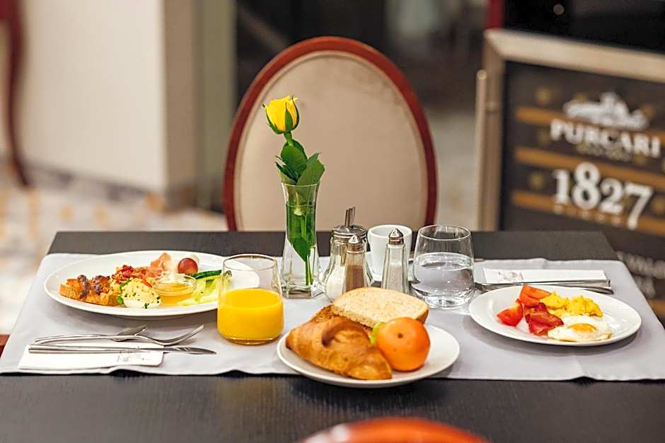 L`Art Hotel Carei