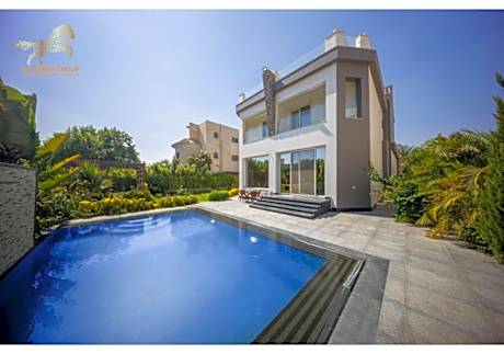 Alsawah 4 Master Suites Villa in Beverly Hills Compound W Pvt Pool