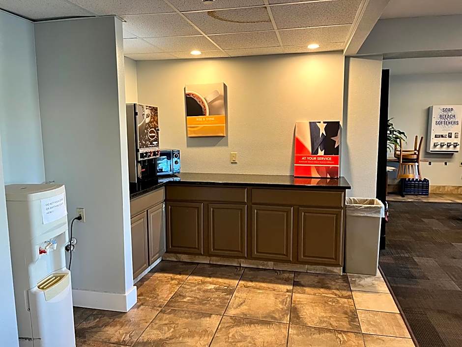 Studio 6 Suites Springfield, OH