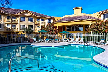 La Quinta Inn & Suites by Wyndham Macon