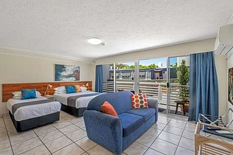 Superior Triple Room