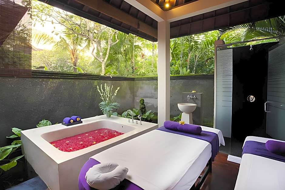SAGARA Villas and Suites