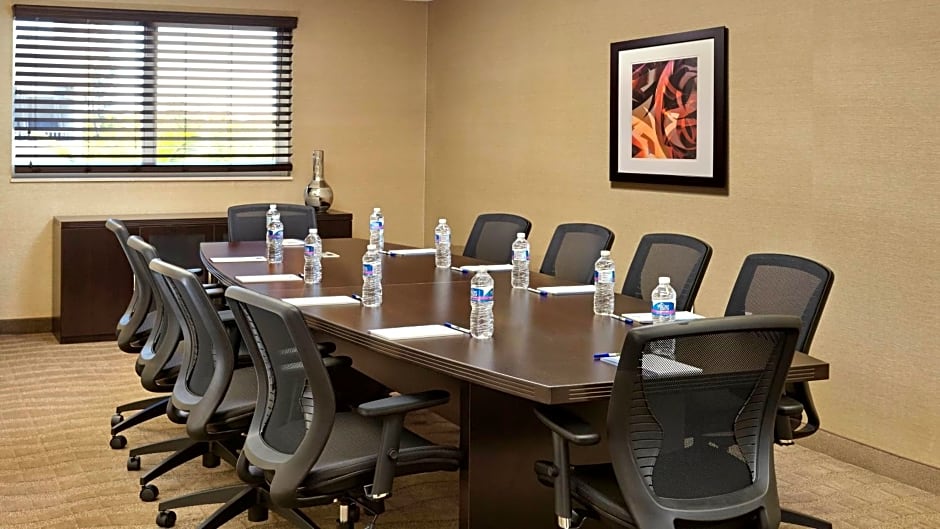 Holiday Inn Express Naples Downtown 5th Avenue By IHG