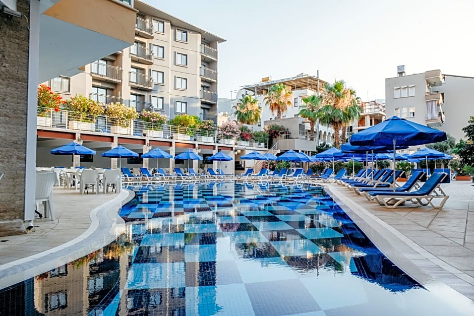 Tac Premier Hotel & Spa