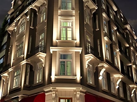 Corinne Hotel