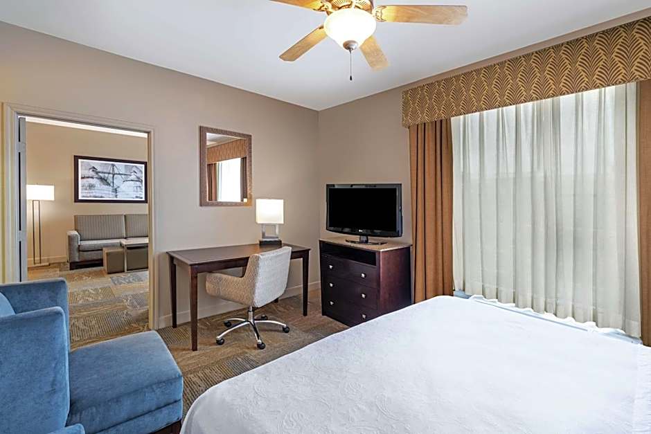 Photo 1 of 5 of 1 Bedroom 1 King Bed Suite, Whirlpool