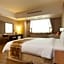 F Hotel - Chiayi