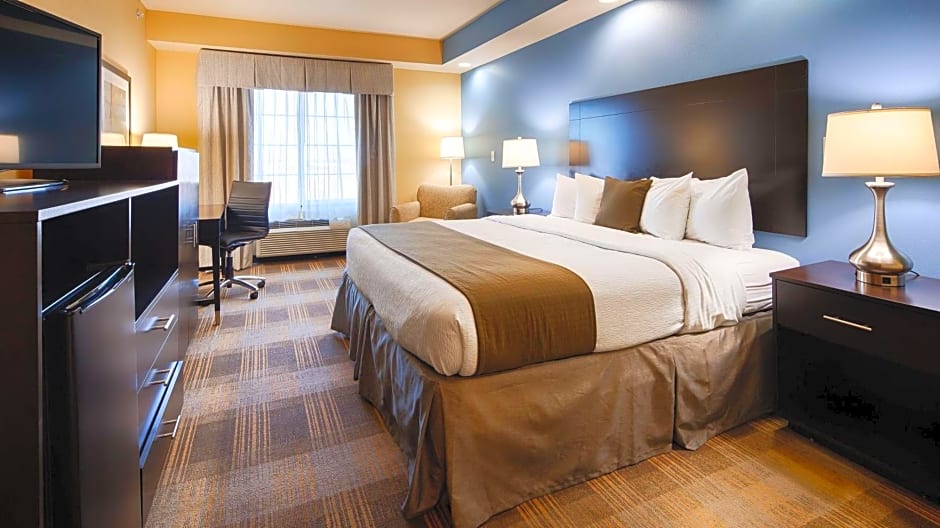 Best Western Plus Fort Worth Forest Hill Inn & Suites