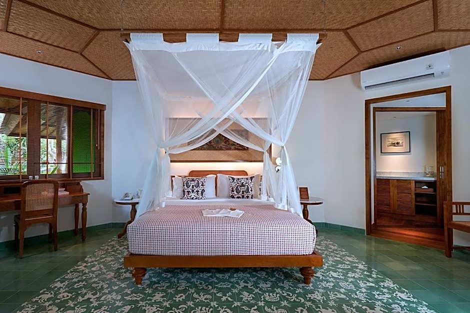 Tandjung Sari Hotel