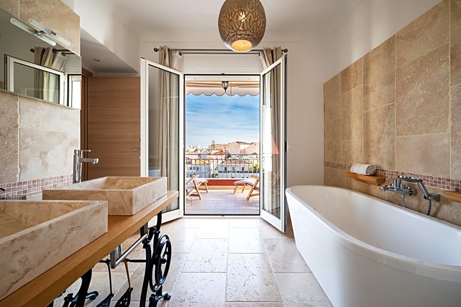 La Fabrique à Poupées - Chambres et Appartements de charme au coeur de Menton