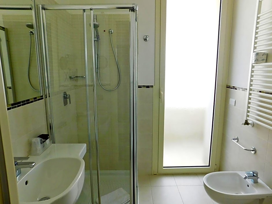 Gimmi Hotel